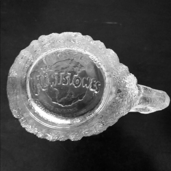 The Flintstone Set of Two Glass Mugs McDonalds - Picture 4 of 8